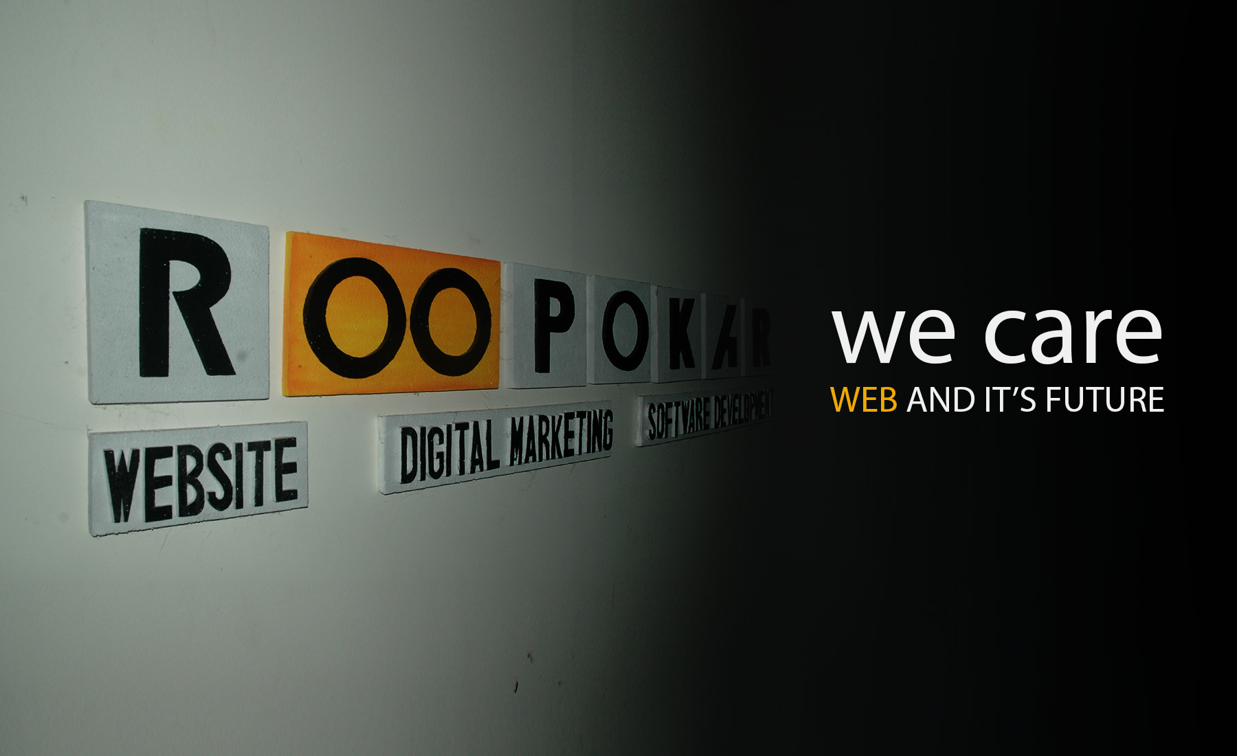 Roopokar logo